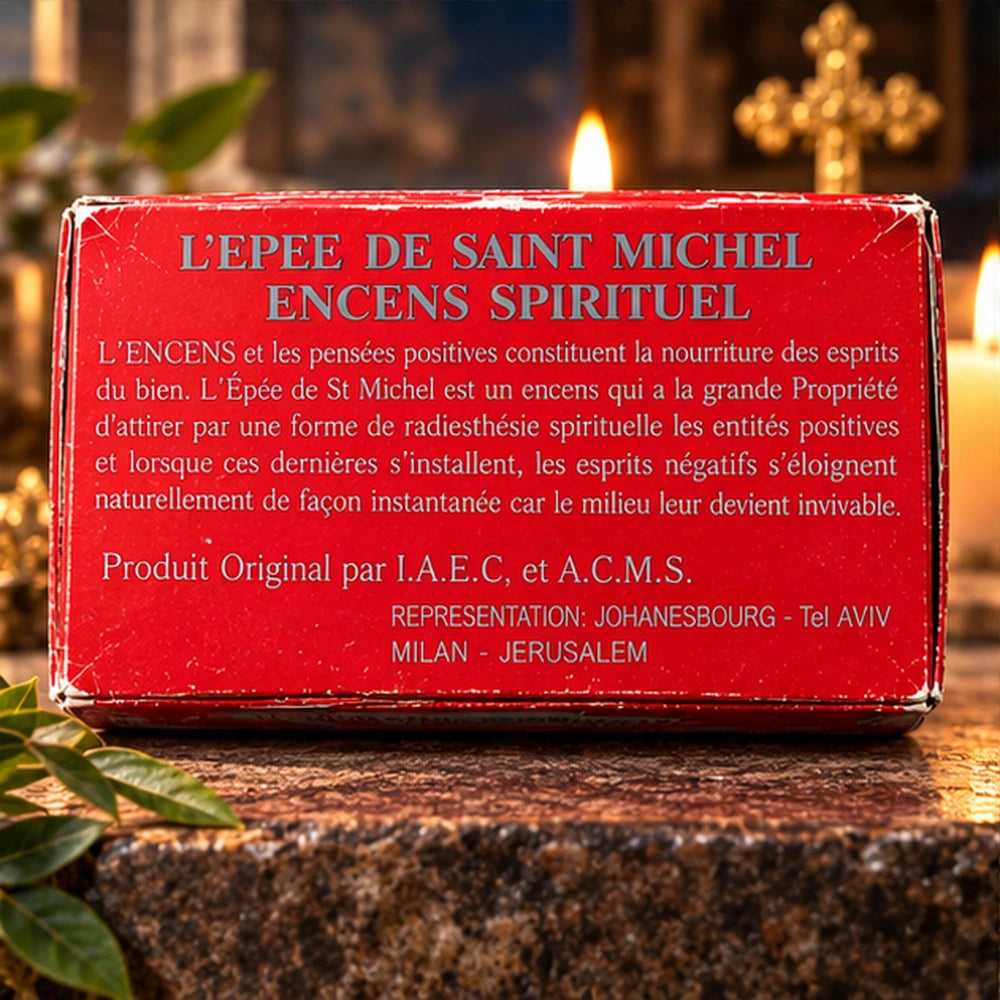 Face rouge de la boîte d’Encens L’Épée de Saint Michel montrant les informations imprimées d’origine du produit.