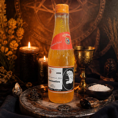 Bain spirituel de domination présenté dans un univers rituel avec bougies, cristaux et objets sacrés