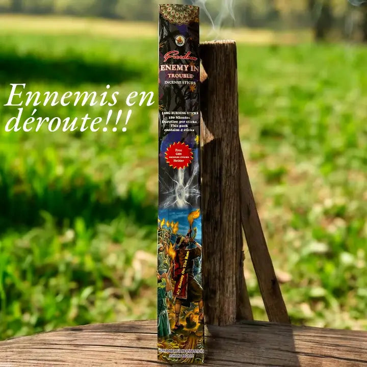 Le slogan "Ennemis en déroute" est affiché à côté d'une boite d'encens Ennemy in trouble.