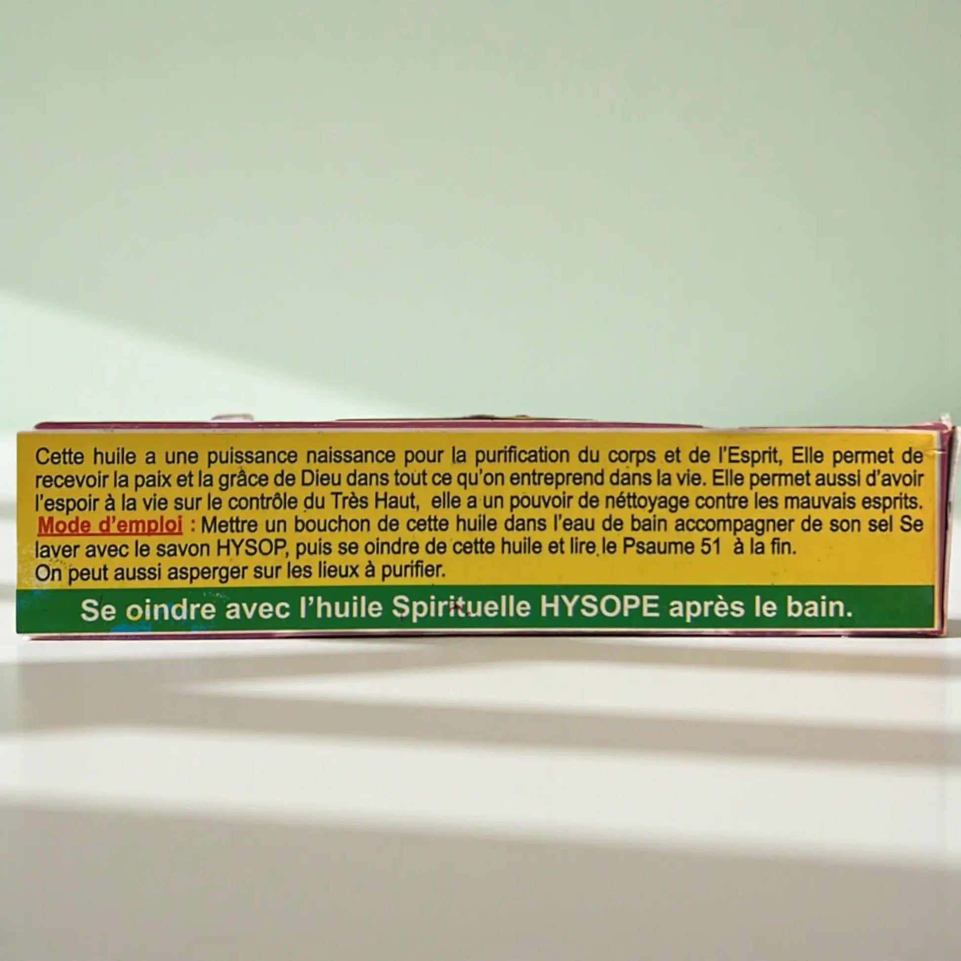 Tranche de la boite de l'huile spirituelle hysope