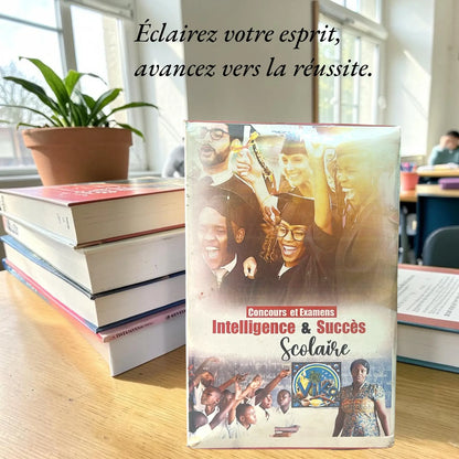 Boite du kit intelligence et succès scolaire posée sur un bureau