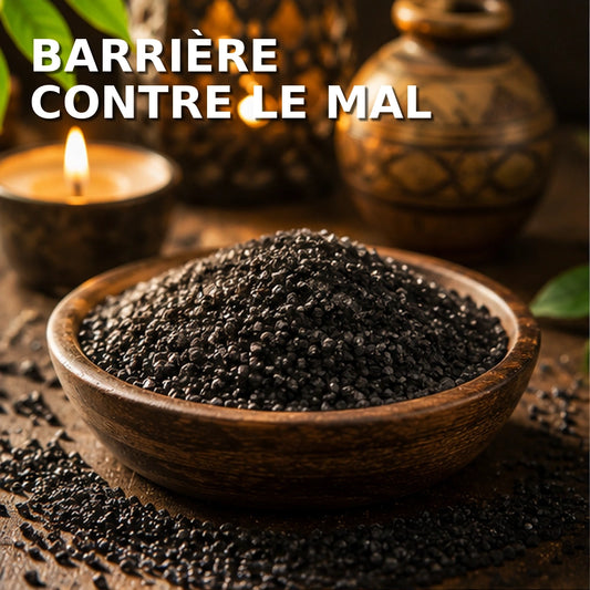Sel spirituel noir Stop Evil présenté dans un bol en bois, ambiance rituelle chaleureuse pour créer une barrière protectrice